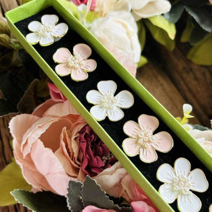 LAST DAY50% OFFSALE!% 🌸Flower Button Covers | No-Sew Shirt Accessories🏵️